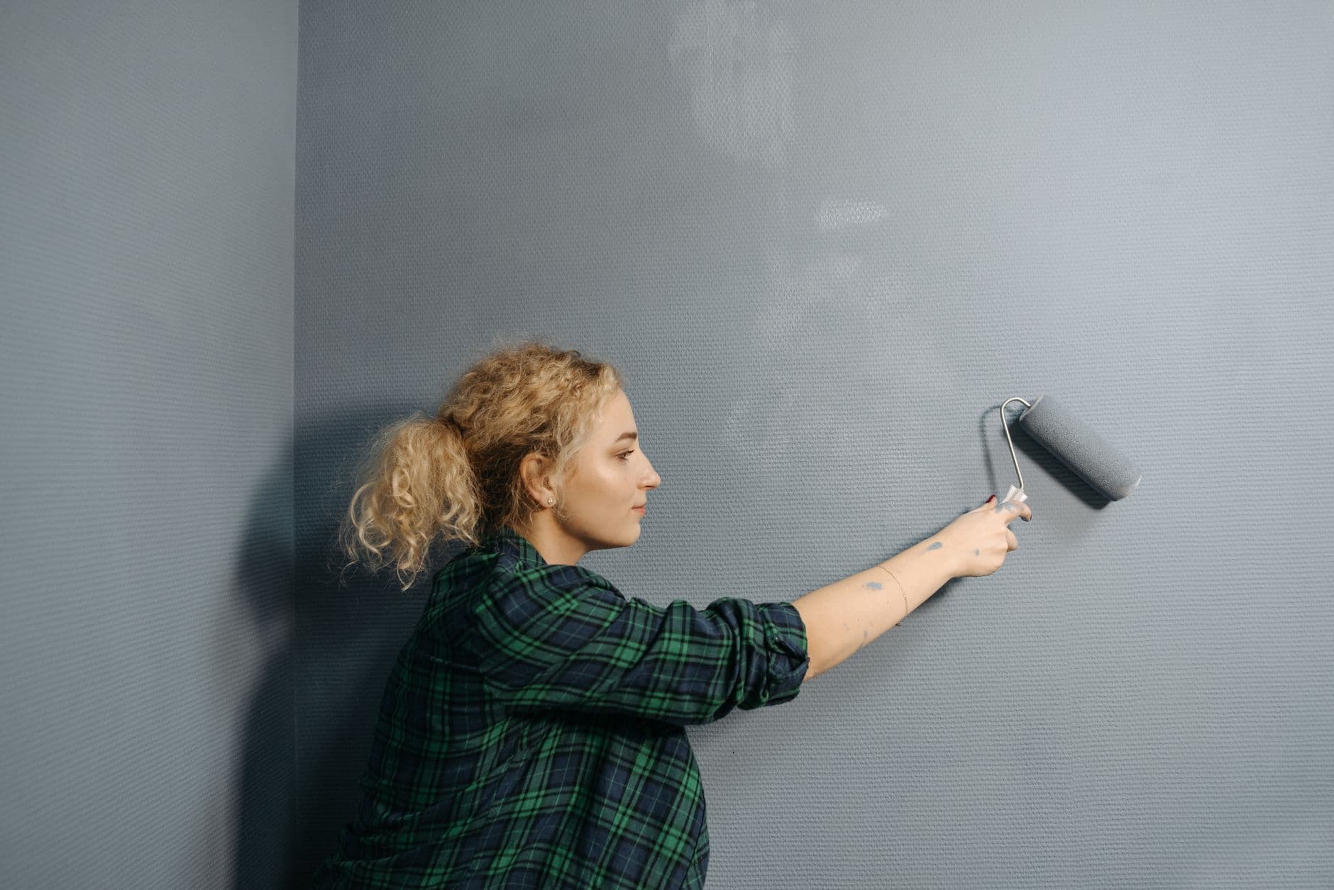 Saneerpleister tegen vocht: wat het is, hoe het werkt en wat het kost